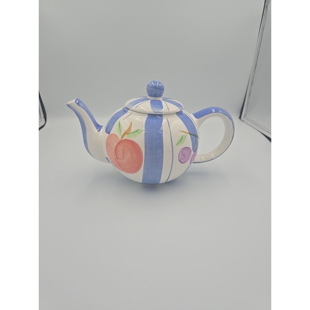 Vintage ARTIST'S TOUCH Teapot 6.5" Blue & White Fruit USA Ceramic 4 Cup cottage